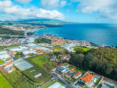 /international/pt/ponta-delgada-azores-310108210906/