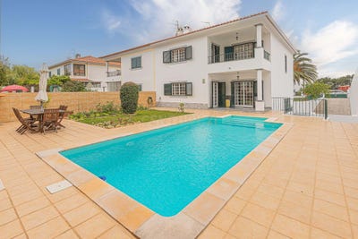 /international/pt/almargem-do-bispo-lisbon-310101032401/