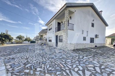 /international/pt/pinhal-novo-setubal-municipality-310100572538/
