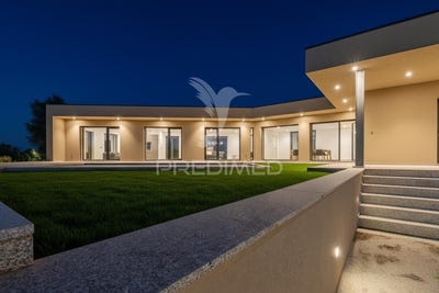 /international/pt/lago-amares-braga-310107217325/