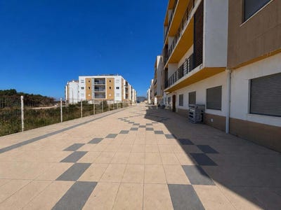 /international/pt/rua-luis-goncalves-santiago-figueira-da-foz-portugal-sao-pedro-santarem-310108758321/