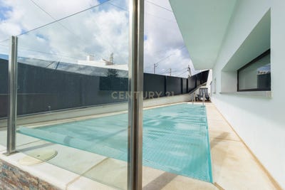 /international/pt/rua-egas-moniz-131-mira-de-aire-portugal-mira-de-aire-leiria-310108836233/