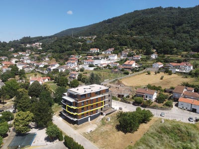/international/pt/r-do-cano-lote-2-1-esq-lousa-lisbon-310108482713/