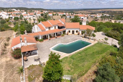 /international/pt/azinhaga-dos-foros-velhos-ciborro-evora-310100662075/