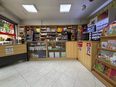 /international/pt/rua-da-liberdade-74-brandoa-portugal-encosta-do-sol-lisbon-310107641712/