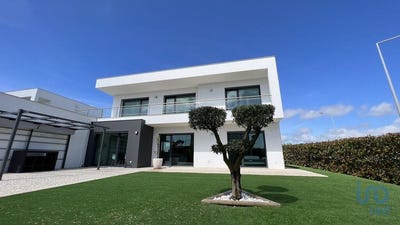 /international/pt/leiria-leiria-310098869821/