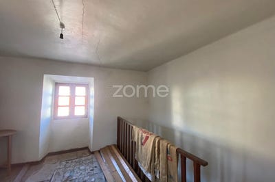 /international/pt/coimbra-lisbon-310105944933/