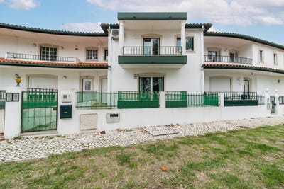 /international/pt/r-da-fonte-elvira-8-2430-vieira-de-leiria-portugal-vieira-de-leiria-leiria-310105059416/