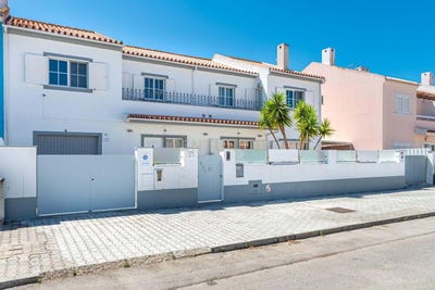 /international/pt/gaio-rosario-e-sarilhos-pequenos-setubal-municipality-310100988702/