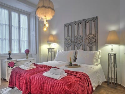 /international/pt/coimbra-se-nova-santa-cruz-almedina-e-sao-bar-coimbra-310107980250/
