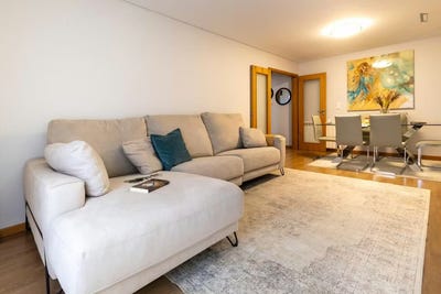 /international/pt/rua-nossa-senhora-amparo-lisbon-lisbon-310105896419/