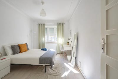 /international/pt/avenida-de-roma-lisbon-lisbon-310093834384/