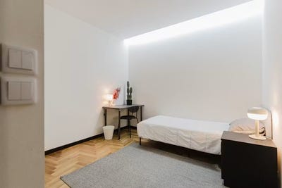 /international/pt/rua-do-pico-porto-braga-310108923283/