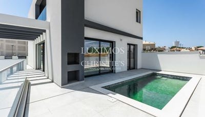 /international/pt/mexilhoeira-grande-faro-120091886273/