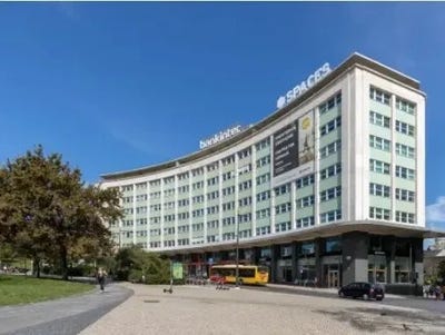 /international/pt/praca-marques-de-pombal-santo-antonio-lisbon-310100668110/