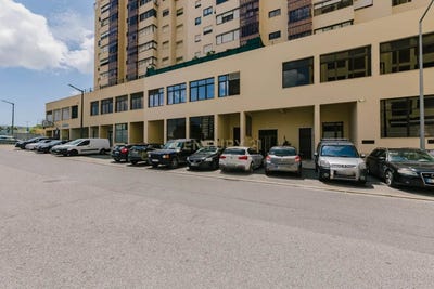 /international/pt/rua-cooperativa-a-sacavenense-sacavem-e-prior-velho-lisbon-310105171349/