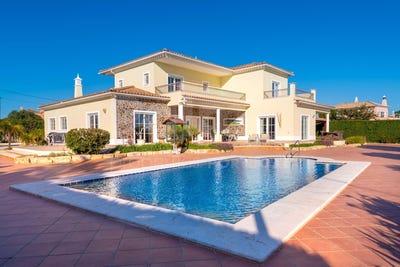 /international/pt/porches-faro-310106781126/