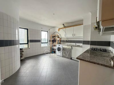 /international/pt/laranjeiro-e-feijo-setubal-municipality-310100907216/