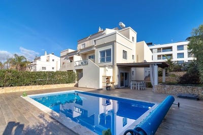 /international/pt/ferragudo-evora-310105103783/
