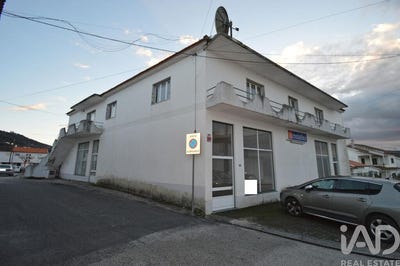 /international/pt/coimbra-lisbon-120089652214/