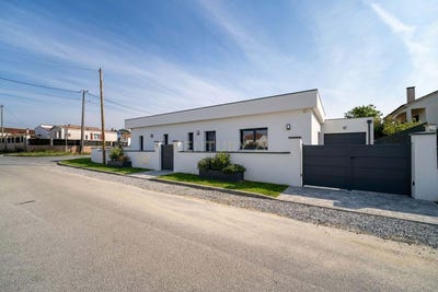 /international/pt/rua-jacob-sarmento-tornejando-para-a-rua-jose-de-barros-e-vasconcelos-lote-1239-fernao-ferro-setubal-municipality-310108401918/