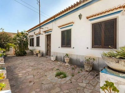 /international/pt/silves-faro-310106198830/