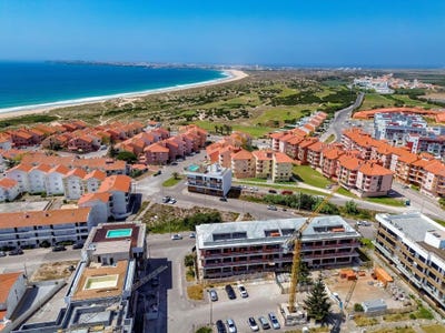 /international/pt/r-dr-francisco-sa-carneiro-15-atouguia-da-baleia-portugal-atouguia-da-baleia-leiria-310105184185/