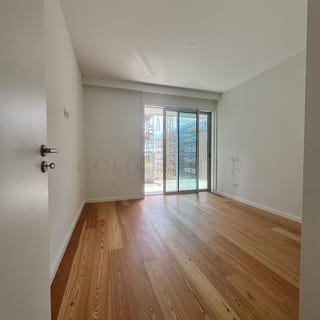 /international/pt/vila-nova-de-gaia-porto-310108562457/