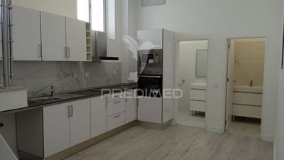 /international/pt/alto-do-seixalinho-santo-andre-e-verderena-barreiro-setubal-municipality-310099681978/