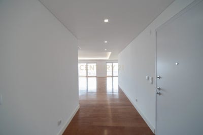 /international/pt/r-angola-santa-iria-de-azoia-lisbon-310102890091/