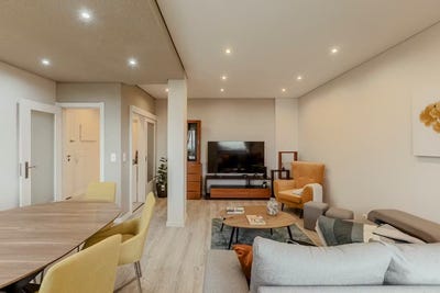 /international/pt/rua-adriano-correia-de-oliveira-almada-setubal-municipality-310100110844/
