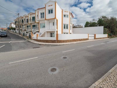 /international/pt/ericeira-lisbon-310108429899/