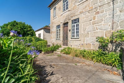/international/pt/santa-comba-dao-e-couto-do-mosteiro-viseu-district-310100936056/?lang=zh-cn
