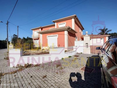 /international/pt/bidoeira-de-cima-leiria-310100934375/