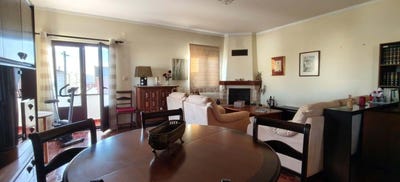 /international/pt/praceta-da-charrua-11-2530-218-lourinha-portugal-lourinha-lisbon-310103536951/
