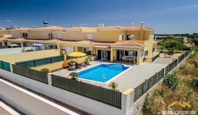 /international/pt/almancil-faro-310108791851/