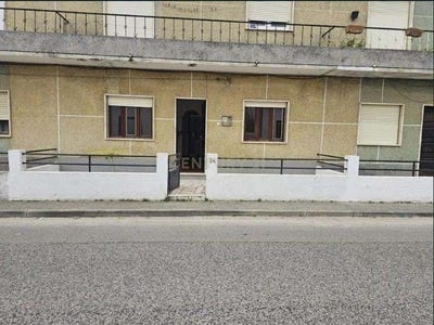 /international/pt/vila-nova-da-barquinha-santarem-310101174042/