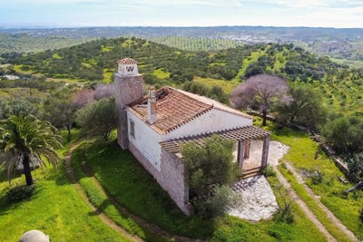 /international/pt/sitio-da-velha-reveza-azinhal-faro-310105187796/