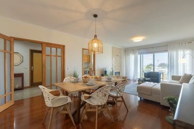 /international/pt/rua-principal-vila-nova-de-gaia-porto-310093832886/