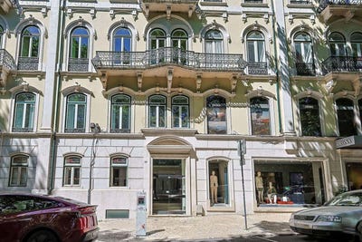 /international/pt/av-liberdade-177-cv-santo-antonio-lisbon-310108484031/?lang=it