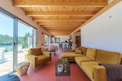 /international/pt/pedrogao-grande-leiria-310101176157/