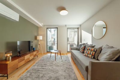 /international/pt/rua-1-º-de-maio-vila-nova-de-gaia-porto-310096552259/
