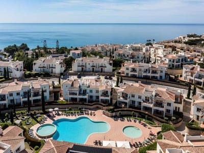 /international/pt/budens-faro-310107411957/