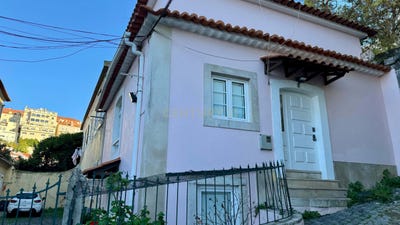 /international/pt/patio-do-coleginho-8-lisbon-portugal-santa-maria-maior-lisbon-310103765828/