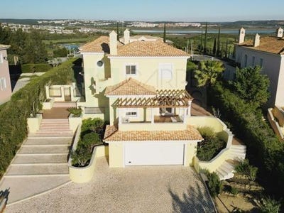/international/pt/castro-marim-faro-120093020239/