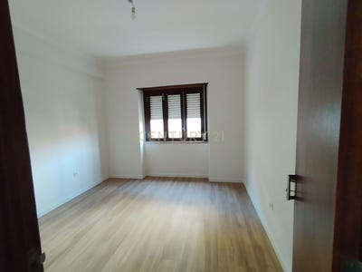/international/pt/caminho-d-el-rei-queijas-portugal-carnaxide-e-queijas-lisbon-310108599307/