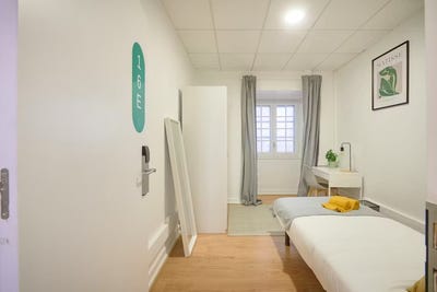 /international/pt/rua-alexandre-herculano-lisbon-lisbon-310100169034/