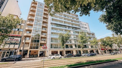 /international/pt/avenida-da-republica-santa-marinha-porto-310107970718/