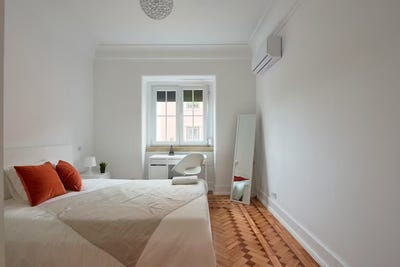 /international/pt/rua-gorgel-do-amaral-lisbon-lisbon-310093821420/