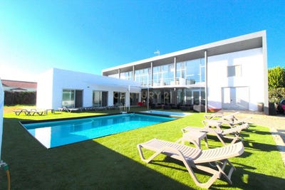 /international/pt/estrada-de-santo-ovidio-mourisca-setubal-portugal-sado-setubal-municipality-310108402477/